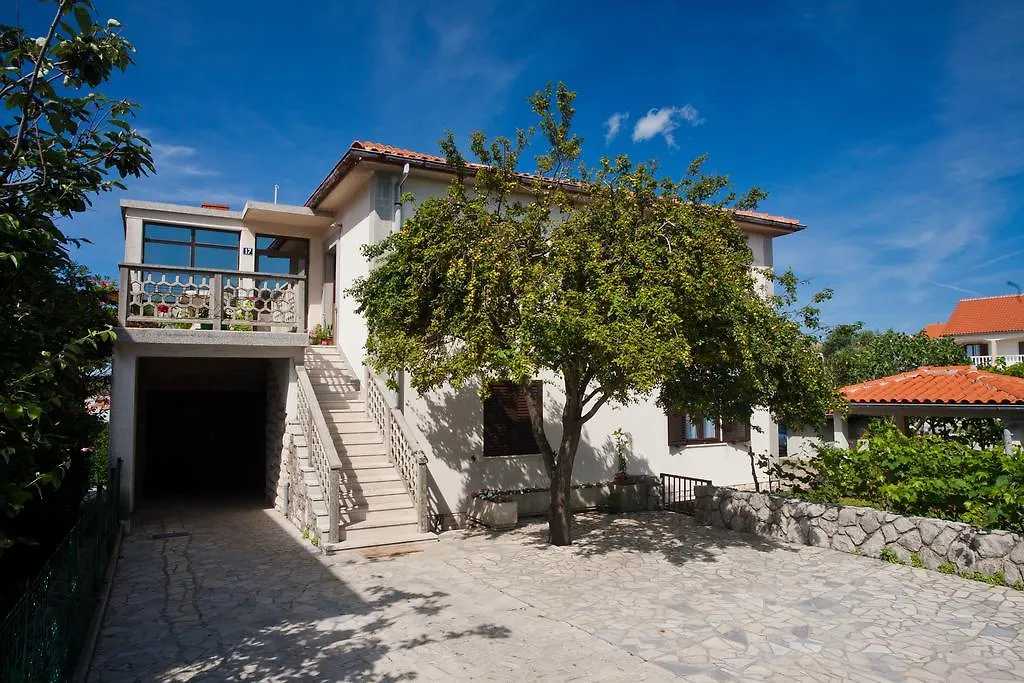 Pensionat Apartment Milka Krk Town